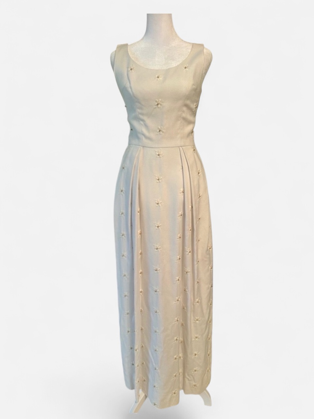 100% vintage (prox 60/70s) Ivory Sleeveless Embroidered Maxi Dress
